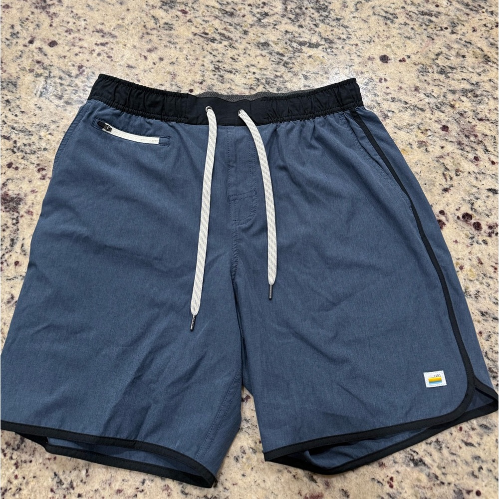 Vuori men’s shorts